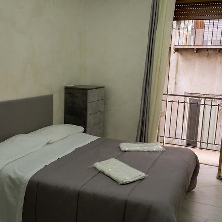 Casa Vacanza Russo Enzo 나폴리 외부 사진