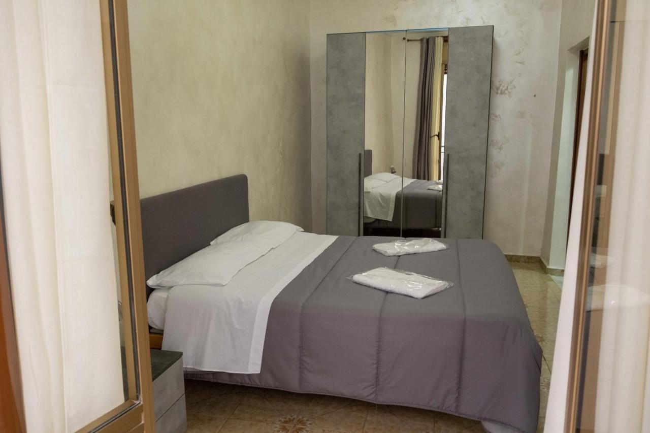 Casa Vacanza Russo Enzo 나폴리 외부 사진